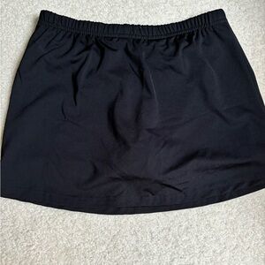 Women’s Black Athletic Skort